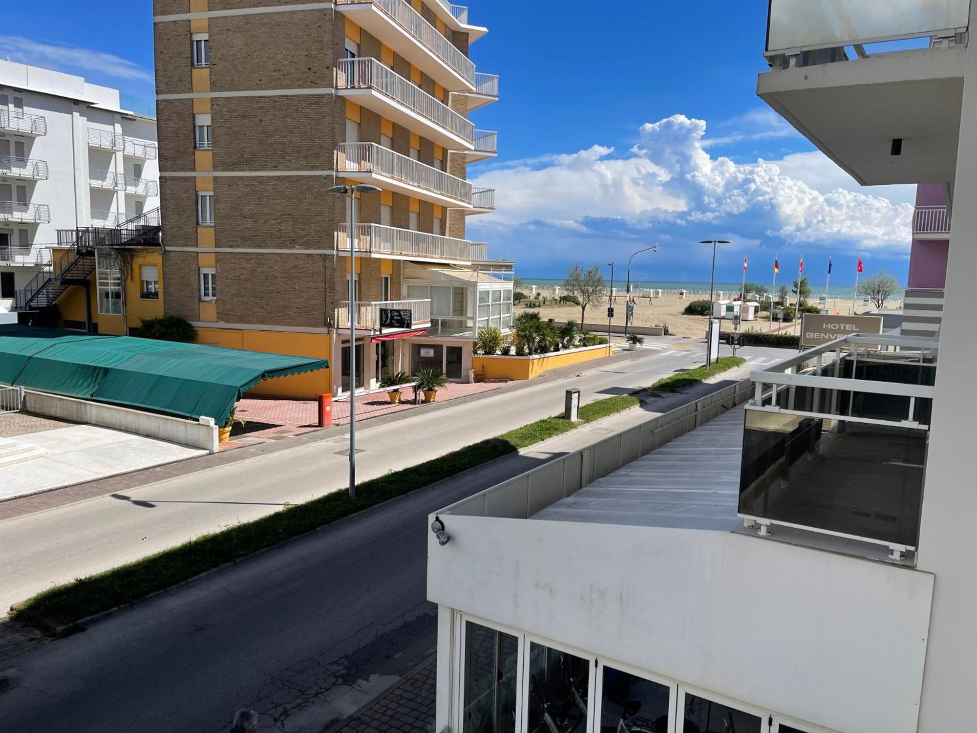 Residence Pace - Agenzia Cocal Каорле Экстерьер фото